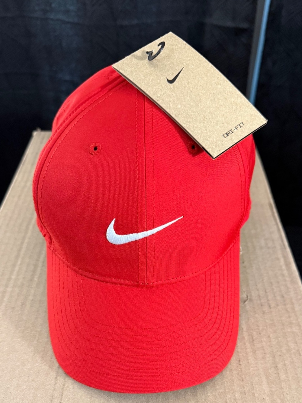 Nike - Picture 2 of 4